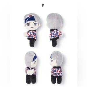 NWT BTS Official TinyTan 6” Plush Hand Magnet V